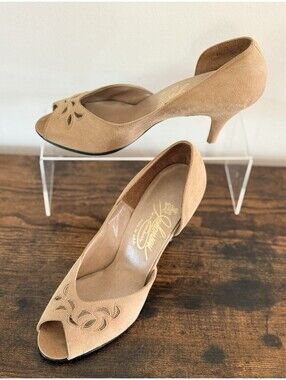 Vintage Johansen Women’s Taupe Open Toe Heel Dress Shoes Size 6 1/2 Suede